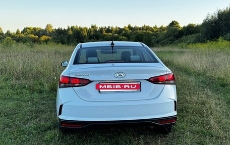Hyundai Solaris II рестайлинг, 2021 год, 1 590 000 рублей, 7 фотография