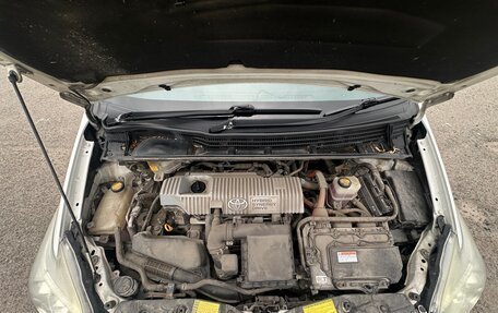 Toyota Prius, 2013 год, 1 130 000 рублей, 13 фотография