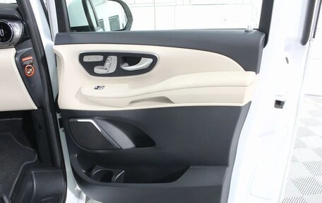 Mercedes-Benz V-Класс, 2020 год, 8 500 000 рублей, 25 фотография