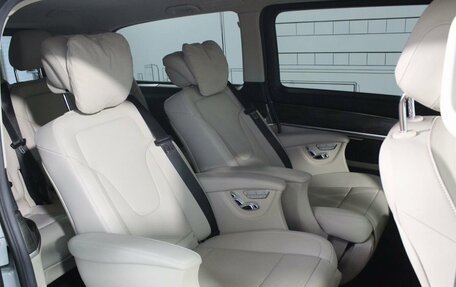 Mercedes-Benz V-Класс, 2020 год, 8 500 000 рублей, 22 фотография
