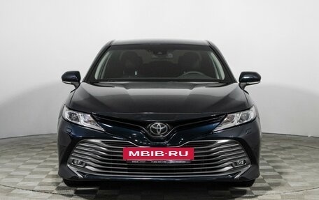 Toyota Camry, 2019 год, 2 450 000 рублей, 2 фотография