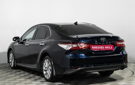Toyota Camry, 2019 год, 2 450 000 рублей, 7 фотография