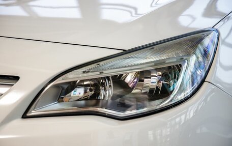 Opel Astra J, 2011 год, 798 000 рублей, 9 фотография