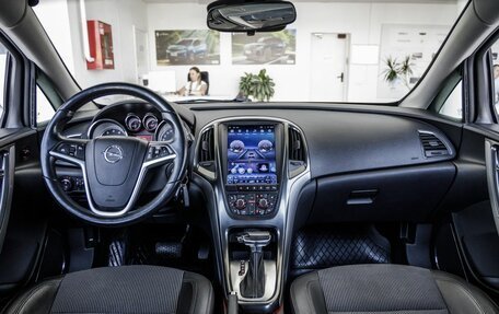 Opel Astra J, 2011 год, 798 000 рублей, 28 фотография