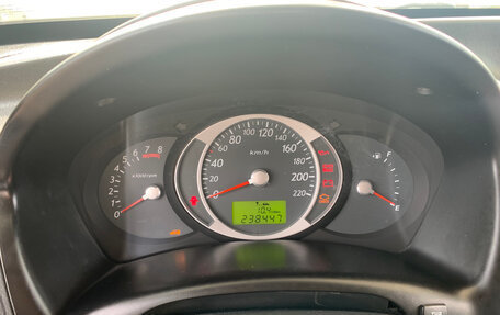 Hyundai Tucson III, 2008 год, 750 000 рублей, 19 фотография
