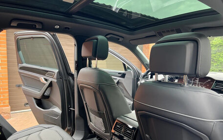 Volkswagen Touareg III, 2024 год, 9 110 000 рублей, 16 фотография