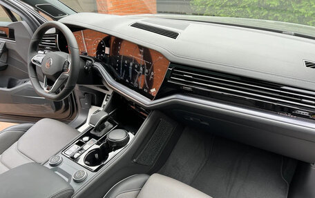 Volkswagen Touareg III, 2024 год, 9 110 000 рублей, 18 фотография