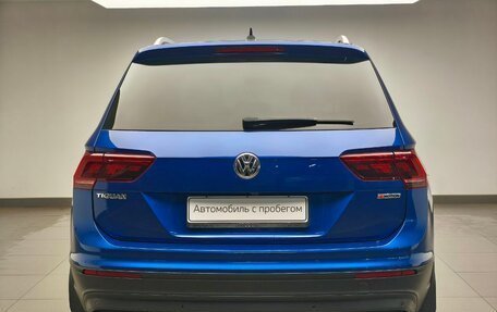 Volkswagen Tiguan II, 2018 год, 2 433 000 рублей, 4 фотография