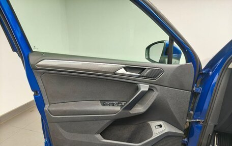 Volkswagen Tiguan II, 2018 год, 2 433 000 рублей, 10 фотография