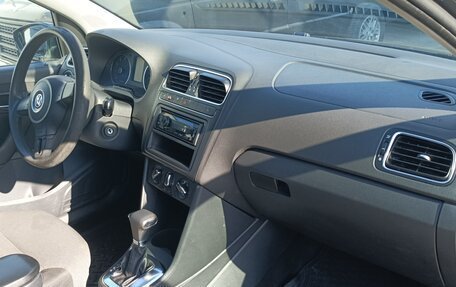Volkswagen Polo VI (EU Market), 2009 год, 480 000 рублей, 3 фотография