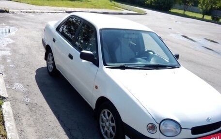 Toyota Corolla, 1997 год, 300 000 рублей, 2 фотография