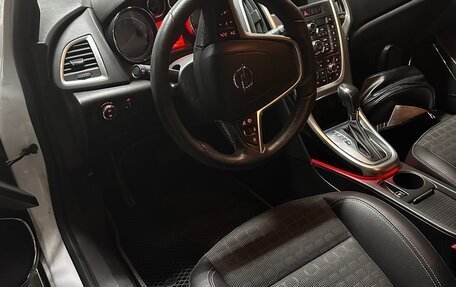 Opel Astra J, 2013 год, 1 600 000 рублей, 6 фотография