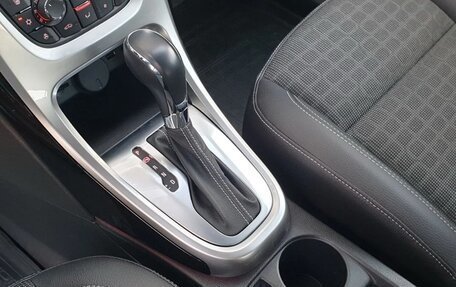 Opel Astra J, 2013 год, 1 600 000 рублей, 10 фотография