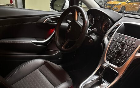 Opel Astra J, 2013 год, 1 600 000 рублей, 7 фотография