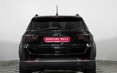 Jeep Compass II, 2018 год, 1 890 000 рублей, 6 фотография