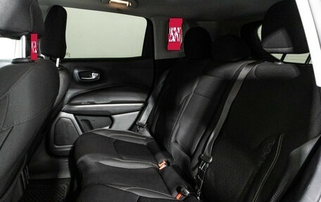 Jeep Compass II, 2018 год, 1 890 000 рублей, 10 фотография