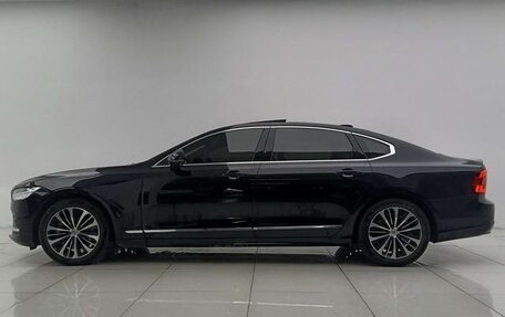 Volvo S90 II рестайлинг, 2024 год, 4 150 000 рублей, 5 фотография