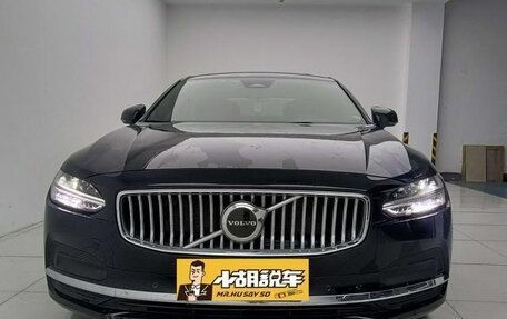 Volvo S90 II рестайлинг, 2024 год, 4 150 000 рублей, 2 фотография