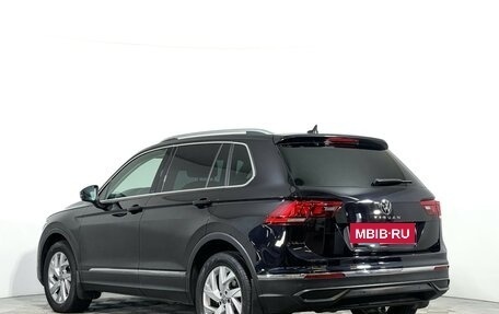 Volkswagen Tiguan II, 2021 год, 2 397 000 рублей, 7 фотография