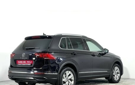 Volkswagen Tiguan II, 2021 год, 2 397 000 рублей, 5 фотография