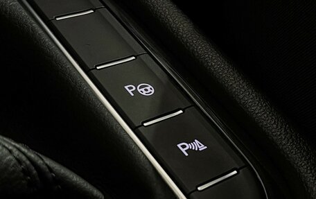 Volkswagen Tiguan II, 2021 год, 2 397 000 рублей, 19 фотография