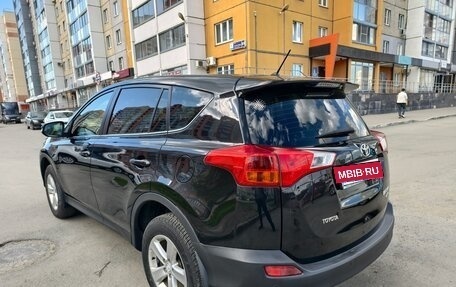 Toyota RAV4, 2013 год, 1 750 000 рублей, 12 фотография