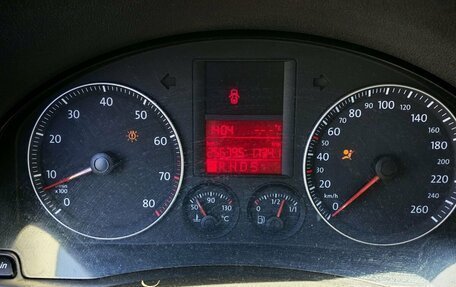 Volkswagen Golf V, 2004 год, 399 000 рублей, 6 фотография