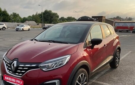 Renault Kaptur I рестайлинг, 2021 год, 1 800 000 рублей, 6 фотография
