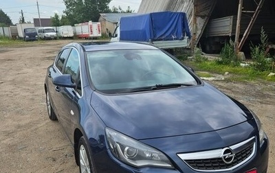 Opel Astra J, 2011 год, 560 000 рублей, 1 фотография
