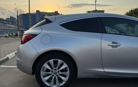Opel Astra J, 2013 год, 1 150 000 рублей, 2 фотография