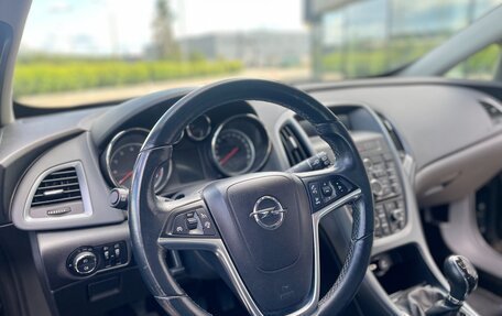 Opel Astra J, 2012 год, 1 050 000 рублей, 17 фотография