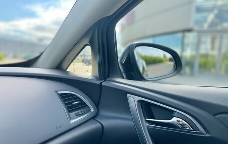 Opel Astra J, 2012 год, 1 050 000 рублей, 21 фотография