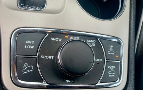 Jeep Grand Cherokee, 2012 год, 1 800 000 рублей, 11 фотография