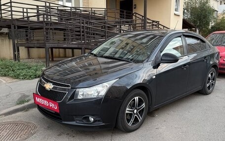 Chevrolet Cruze II, 2012 год, 700 000 рублей, 4 фотография