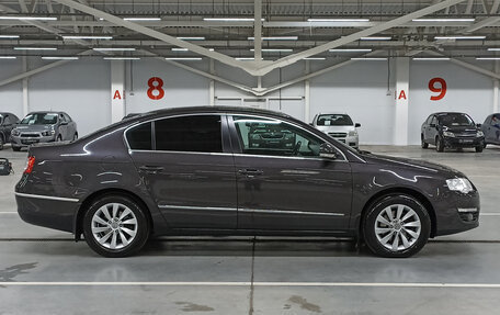 Volkswagen Passat B6, 2010 год, 780 000 рублей, 4 фотография