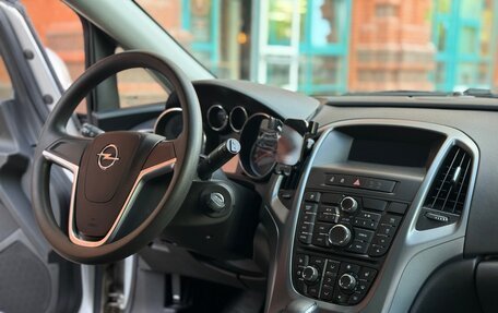 Opel Astra J, 2013 год, 690 000 рублей, 8 фотография