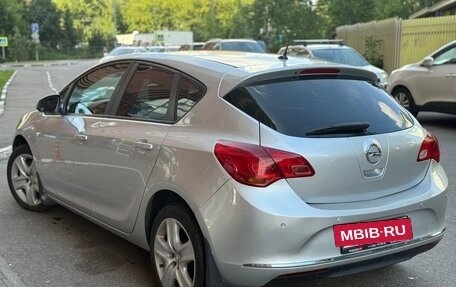 Opel Astra J, 2013 год, 690 000 рублей, 3 фотография