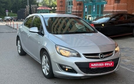 Opel Astra J, 2013 год, 690 000 рублей, 5 фотография