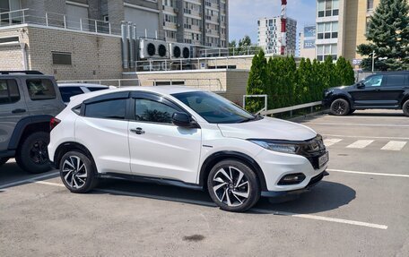 Honda Vezel, 2019 год, 2 100 000 рублей, 15 фотография