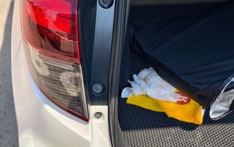 Honda Vezel, 2019 год, 2 100 000 рублей, 23 фотография