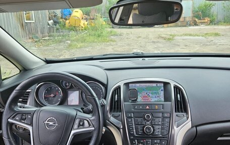 Opel Astra J, 2011 год, 560 000 рублей, 11 фотография