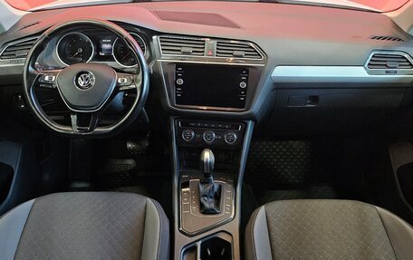 Volkswagen Tiguan II, 2020 год, 2 345 000 рублей, 9 фотография