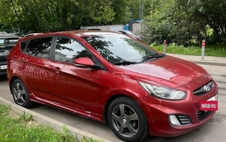 Hyundai Solaris II рестайлинг, 2011 год, 650 000 рублей, 2 фотография