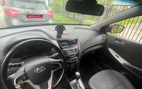 Hyundai Solaris II рестайлинг, 2011 год, 650 000 рублей, 9 фотография