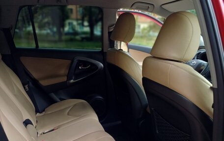 Toyota RAV4, 2012 год, 1 850 000 рублей, 10 фотография