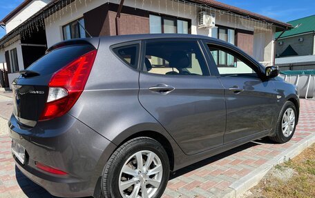 Hyundai Solaris II рестайлинг, 2015 год, 1 250 000 рублей, 3 фотография