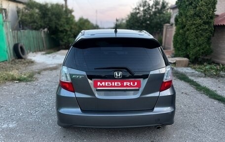 Honda Fit III, 2012 год, 750 000 рублей, 14 фотография
