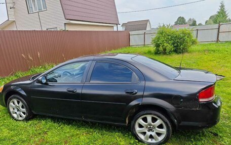 Chrysler Sebring II, 2004 год, 185 000 рублей, 2 фотография