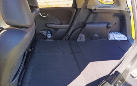 Honda Fit Shuttle I рестайлинг, 2012 год, 980 000 рублей, 22 фотография
