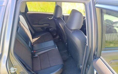 Honda Fit Shuttle I рестайлинг, 2012 год, 980 000 рублей, 19 фотография
